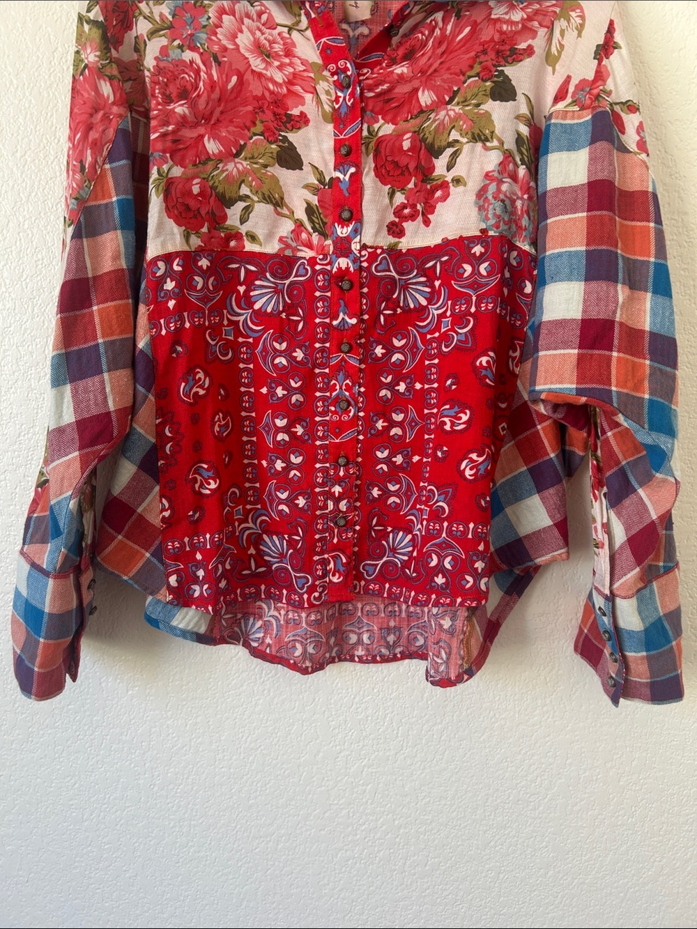 Mixed-Print Floral & Plaid Button-Up Blouse - Red/Blue - Picture 6 of 10